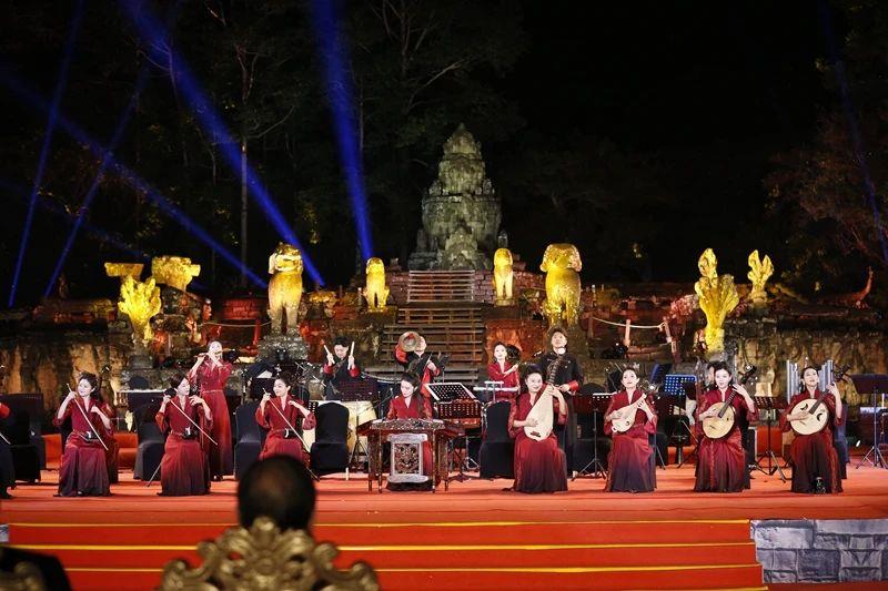 2024年1月13日,，在柬埔寨暹粒舉行的“中柬人文交流年”啟動(dòng)儀式。